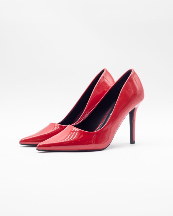 Stiletto rojo